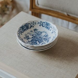 Vintage blue and white dainty English China dessert bowls